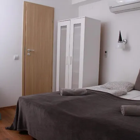 Fuer 8 Personen Ca 60 Qm In Siofok, Westungarn Plattensee * 시오포크